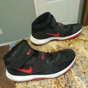 Nike Air Precision Flyease 917500-006 Black And Red Size 14